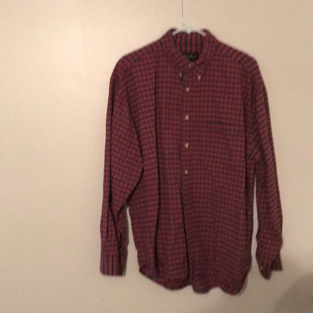 Eddie Bauer Men’s Casual button down shirt